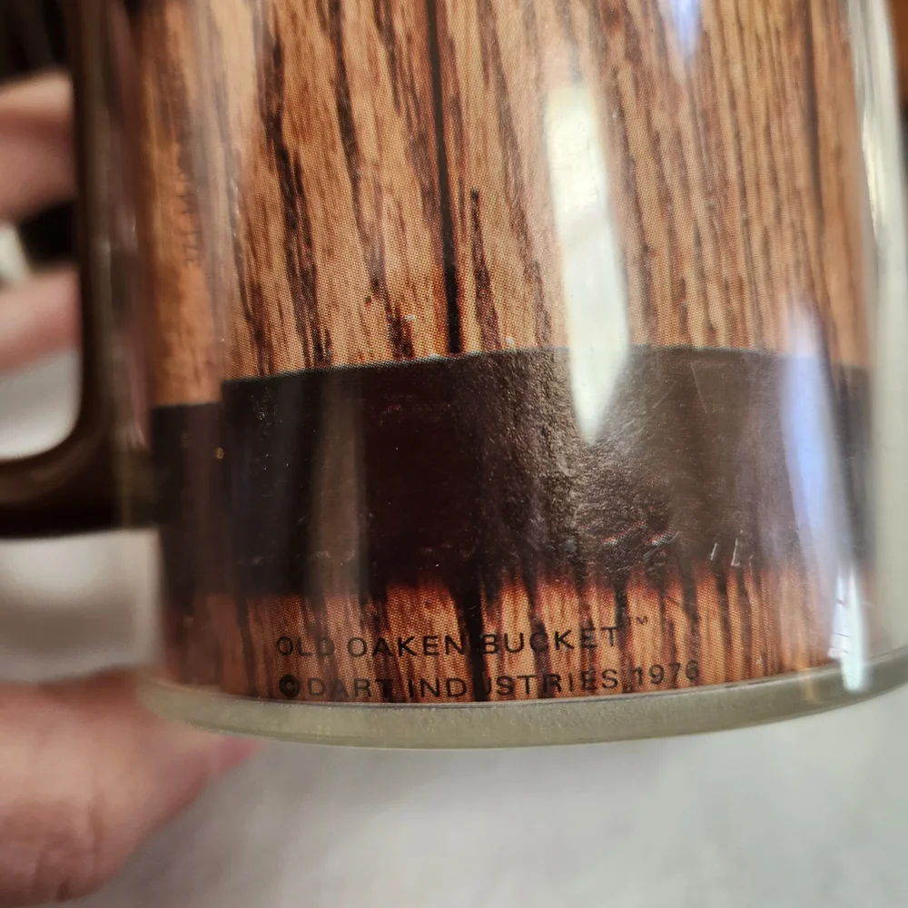 Dart Industries Thermo Serv Old Oaken Bucket Coffee Mugs